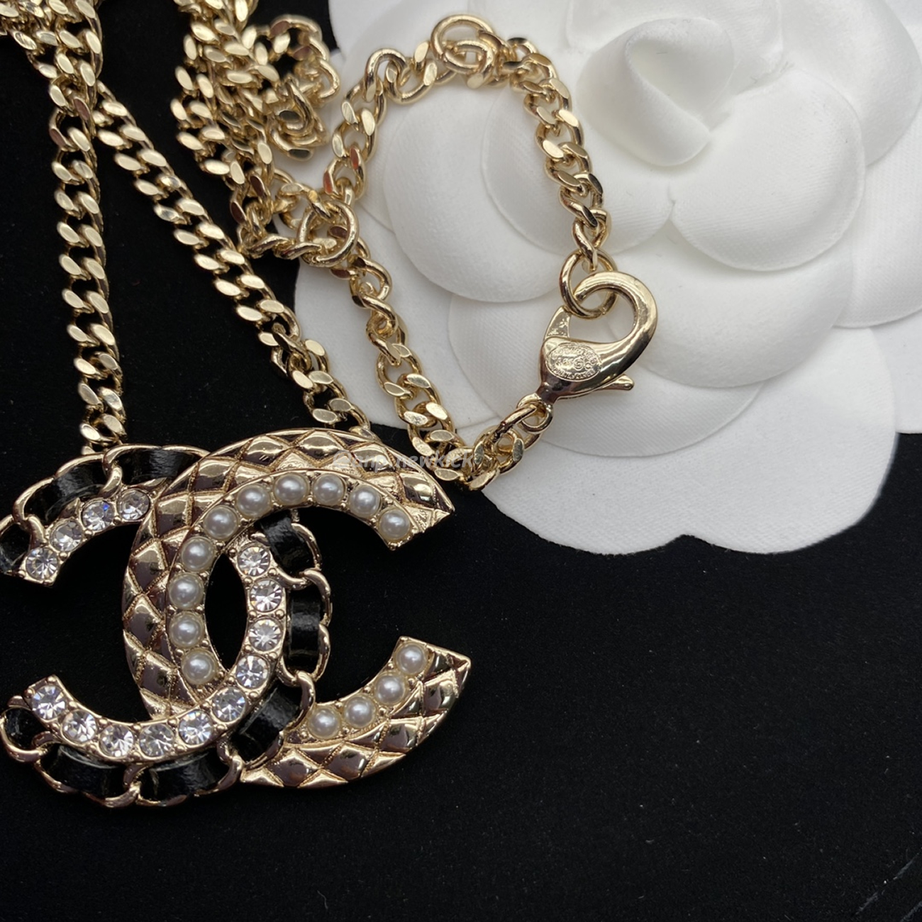 Chanel Pre Owned Cc Diamond Pendant Necklace (15) - www.newkick.org